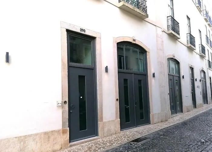 Majestic W/ Patio By Lovelystay Διαμέρισμα Lisboa