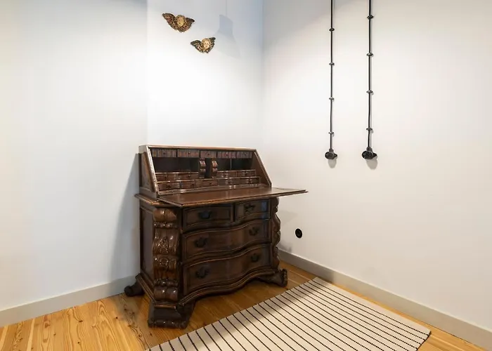 Majestic W/ Patio By Lovelystay Lisboa